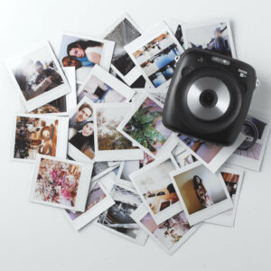 FujiFilm_Instax_Square_SQ10