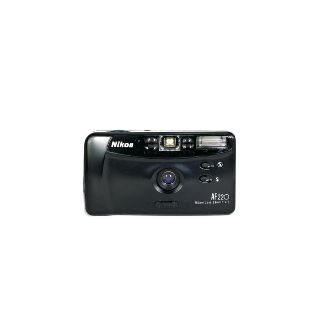 Nikon_AF220