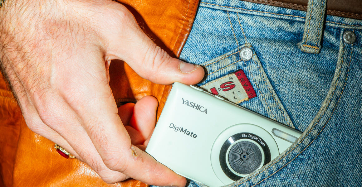 YASHICA DigiMate